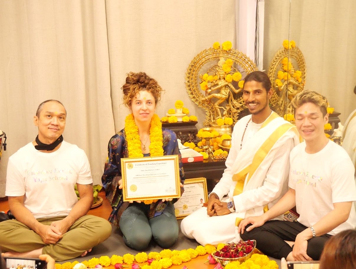 Why Embrace Energy Is the Best Yoga School in Bangkok, Thailand for Traditional Yoga Learning